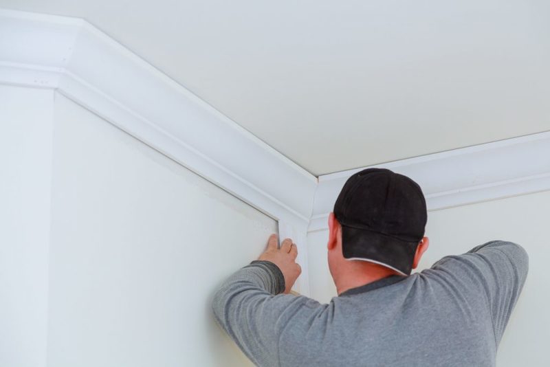 Installing crown molding